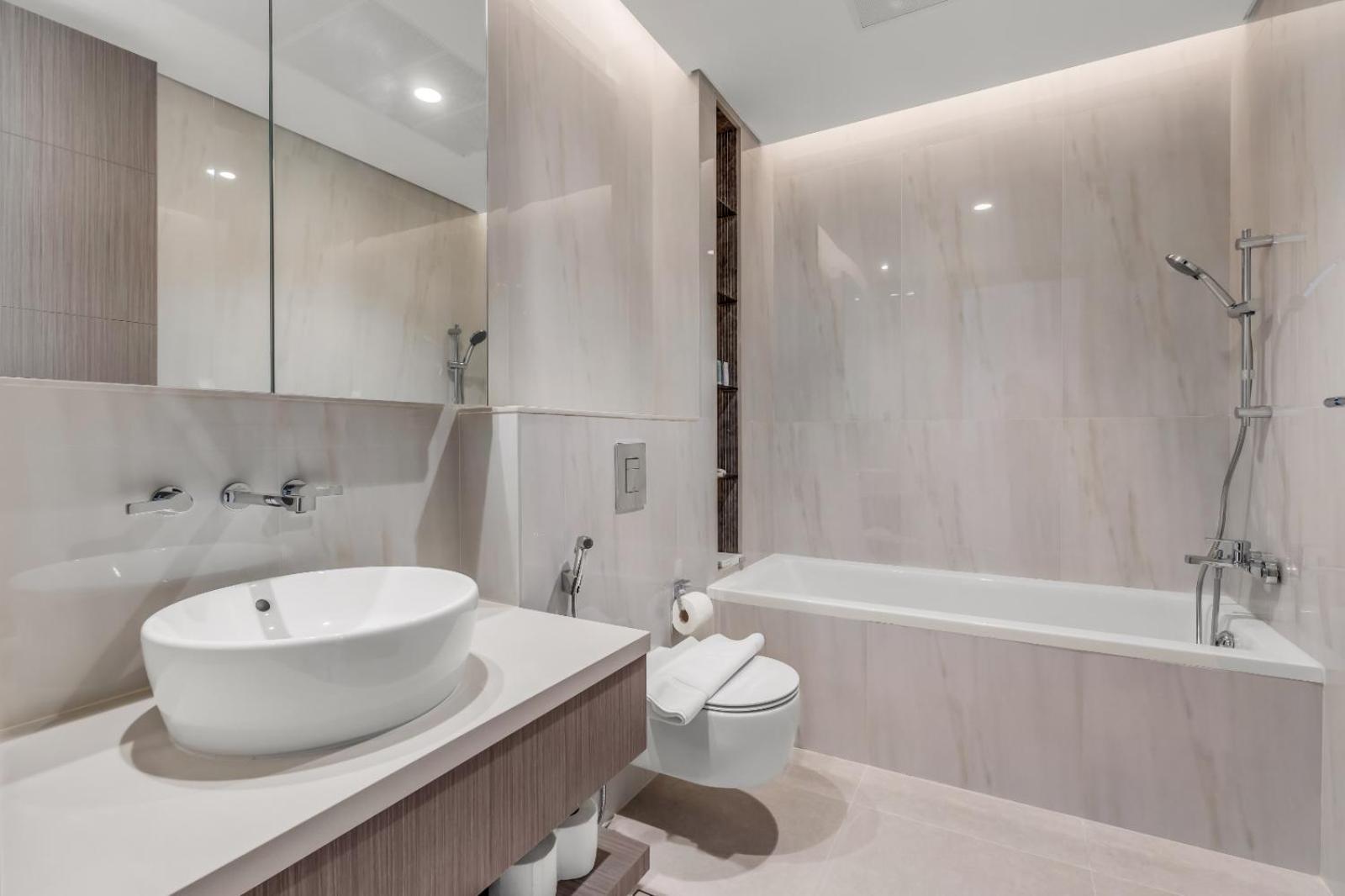 Spectacular Burj Khalifa & Canal View New 2br Apartment