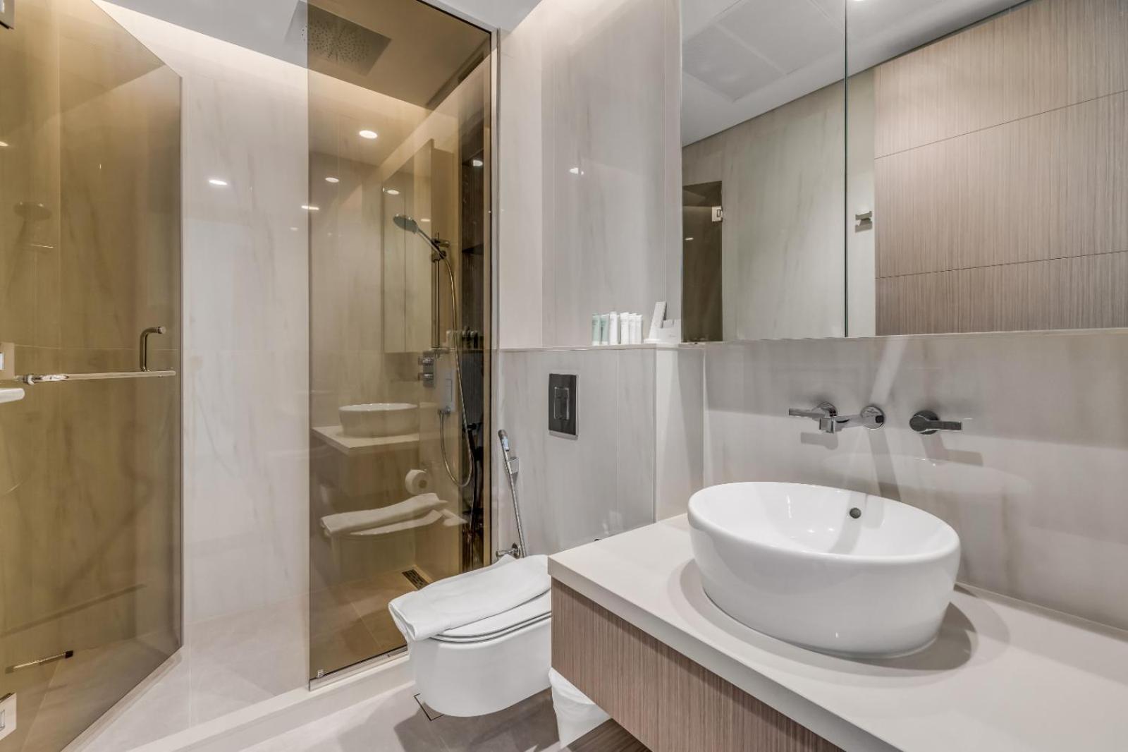 Spectacular Burj Khalifa & Canal View New 2br * Dubai
